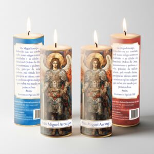 Vela com a Oração de São Miguel Arcanjo
